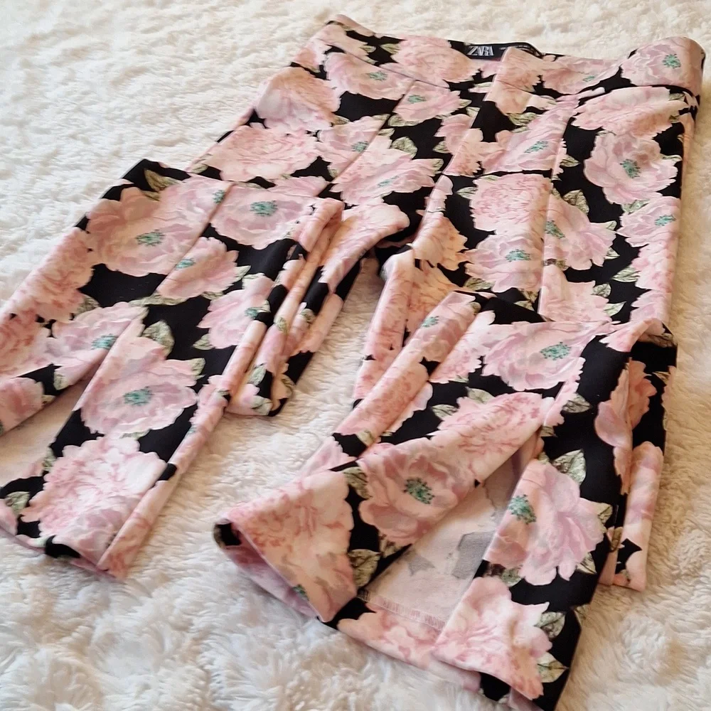 Zara Foral Pants Size XS - Picture 2 of 9